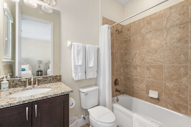 Building Photo - 909 Desert Mountain Ct