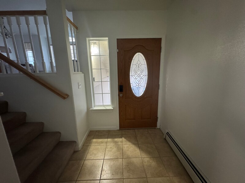 Building Photo - 1840 N Monte Vista Dr