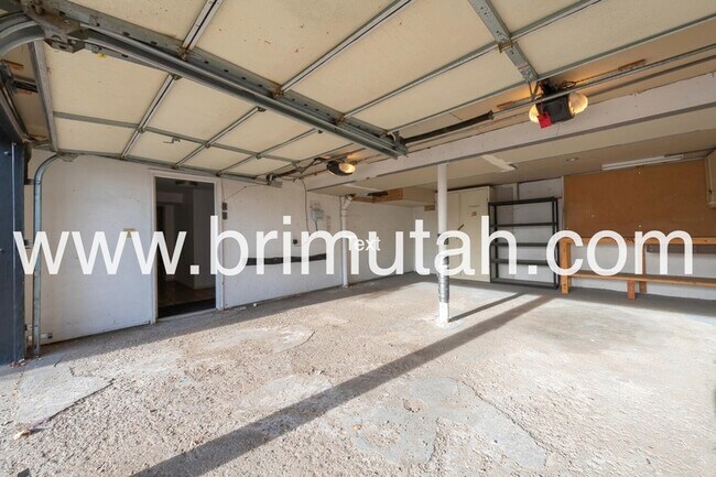 Building Photo - 2397 Logan Way