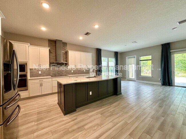 Building Photo - 11176 Engineering Way