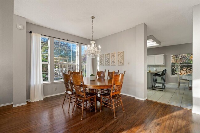 Building Photo - 7501 Vail Valley Dr