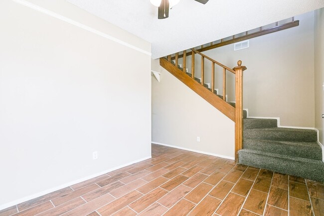 Building Photo - COMING JANUARY 2026 - Spacious 2-Bedroom Townhome with River View!