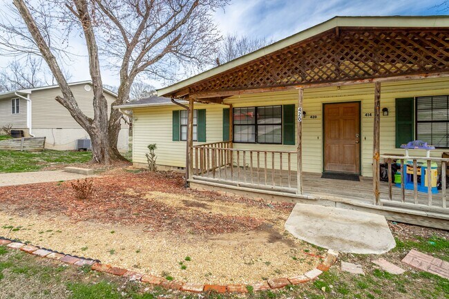 Building Photo - 420 Smitherman Rd