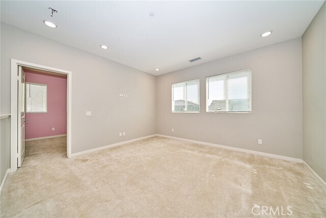 Building Photo - 2622 E Embry Ln