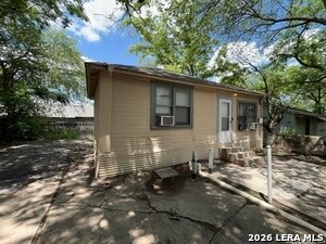 Building Photo - 413 E Courtland Pl