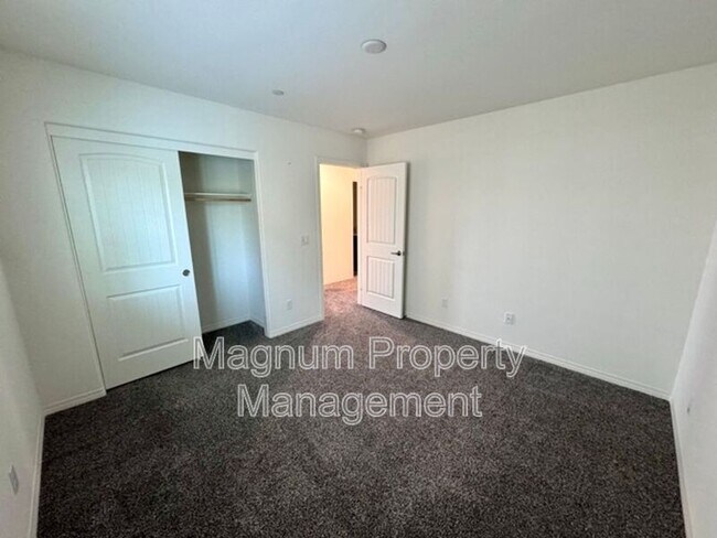 Building Photo - 29357 Caravel Dr