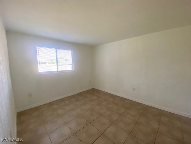 Building Photo - 26534 Morton Ave
