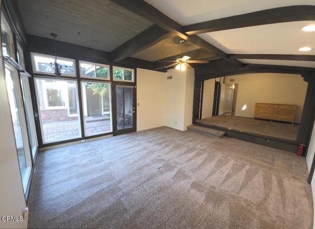 Building Photo - 420 Leda Ln