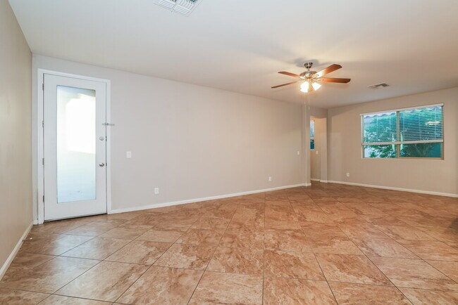 Building Photo - 15137 W Alexandria Way