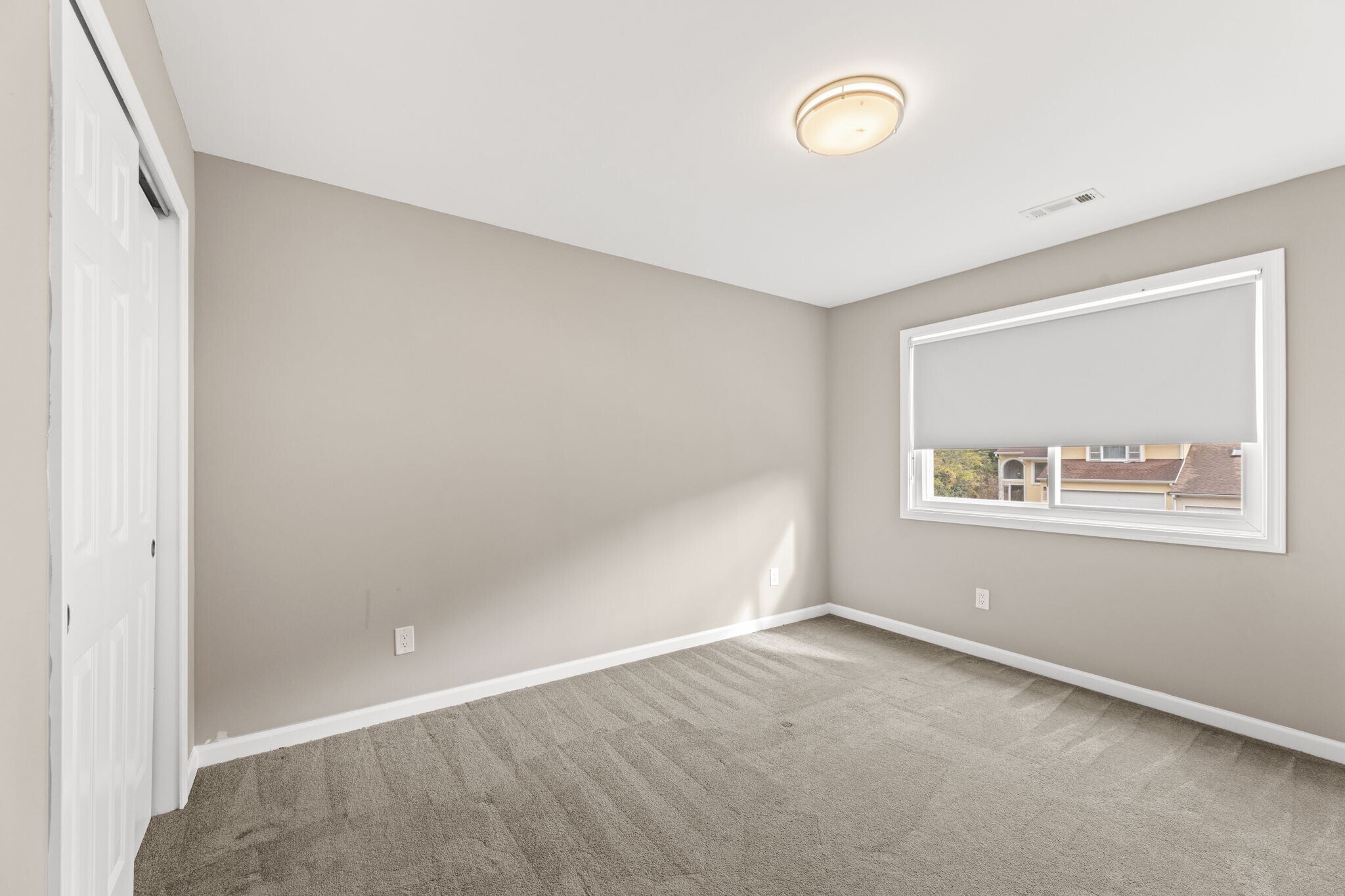 Upstairs Bedroom - 1486 Briaroaks Trl NE