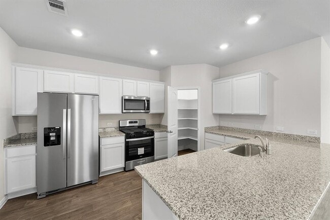 Building Photo - 225 Caddo Bnd