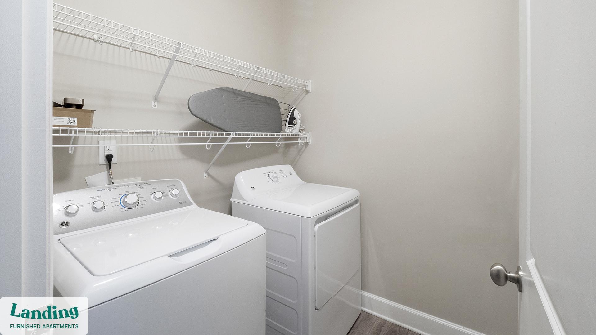 Building Photo - 195 N Creek Dr