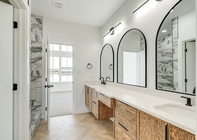 Building Photo - 17466 County Rd 3539