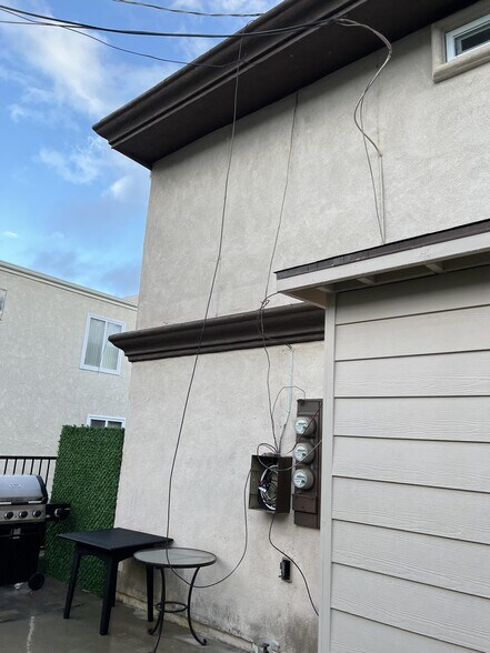 Building Photo - 33751 El Encanto Ave