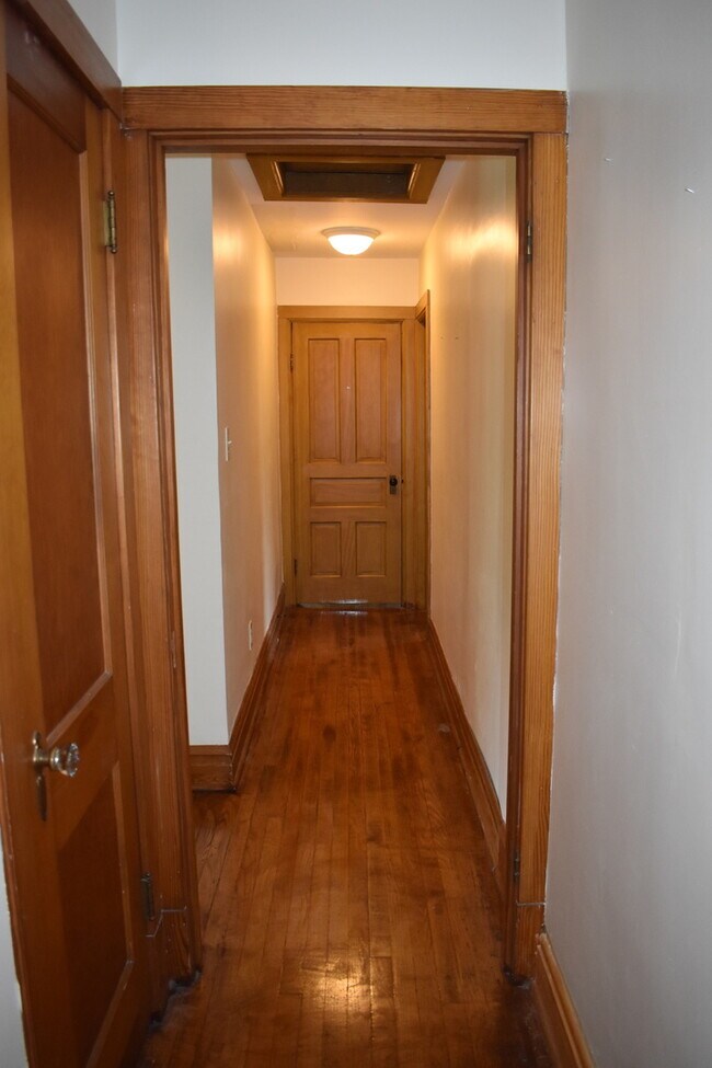 Building Photo - 724 Cty A12