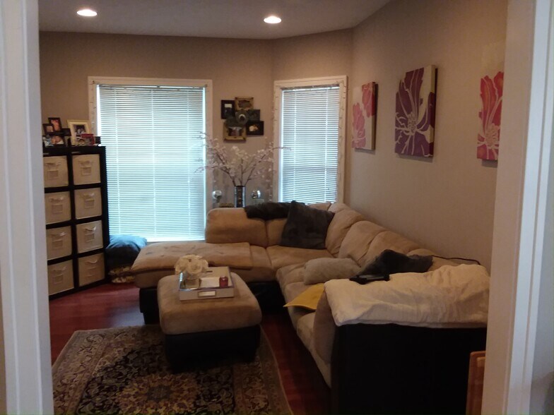 Furnished pictures are of opposite side which is a mirror image layout - 569 Lovett Ave SE