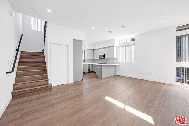 Building Photo - 1458 Butler Ave