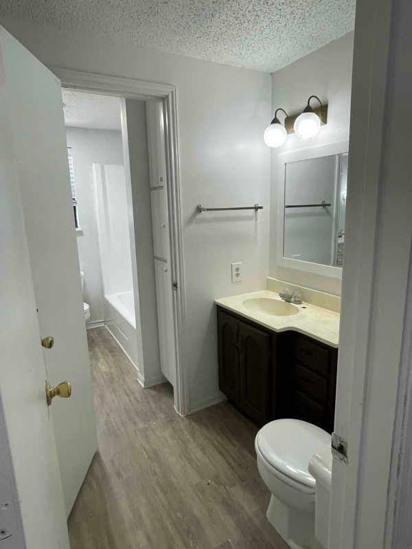 Building Photo - 205 E 22nd St