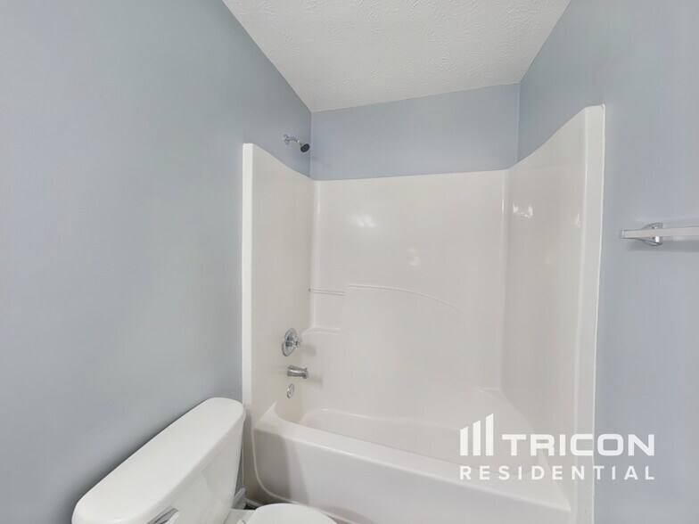 Building Photo - 529 McCain Creek Trail