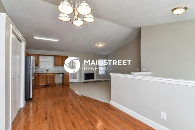 Building Photo - 3 Bedroom Pet-Friendly Home in Flowery Branch, GA with Main Street Renewal