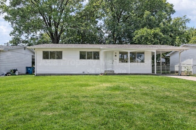 Building Photo - 906 Chula Dr