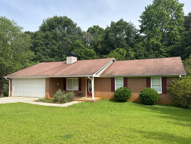 Primary Photo - Brick Ranch Available Near Oakwood