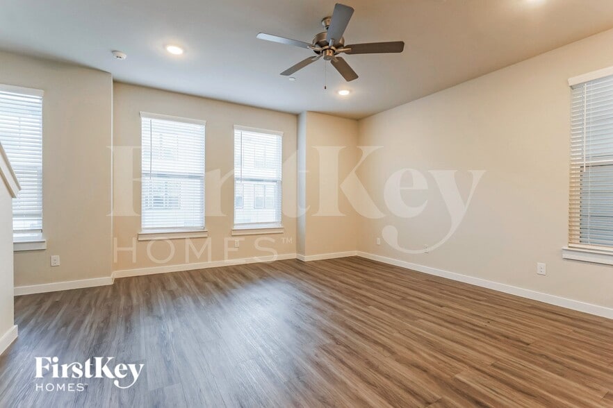 Building Photo - 18427 Idyllic Aly