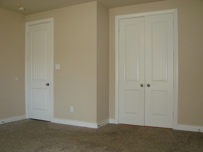 Building Photo - 24234 Cordova Brook Ln