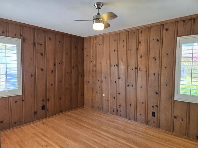 Building Photo - Large home near SDSU available immediately.