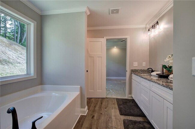 Building Photo - 315 Arbor Cir