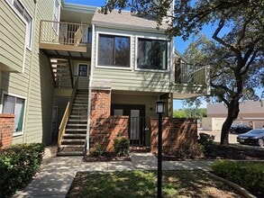 Building Photo - 3117 Sondra Dr