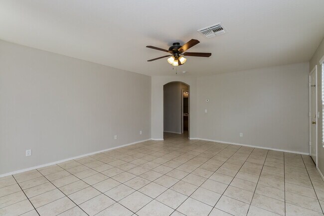 Building Photo - 10849 E Carol Ave