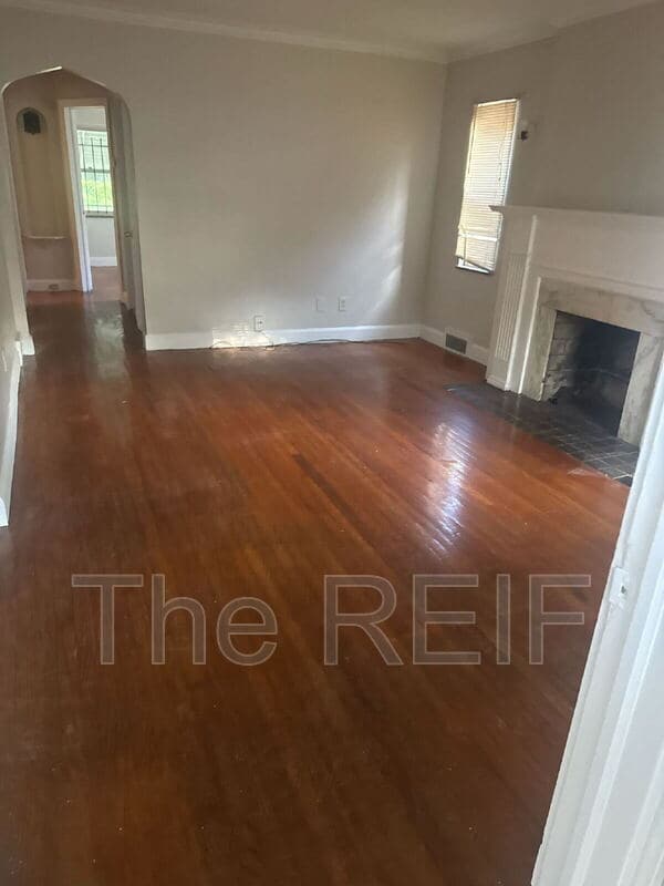 Building Photo - 11110 Wayburn St
