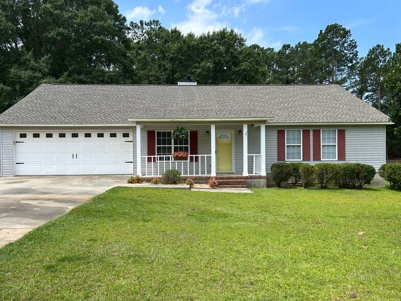 Building Photo - 111 Mockingbird Dr