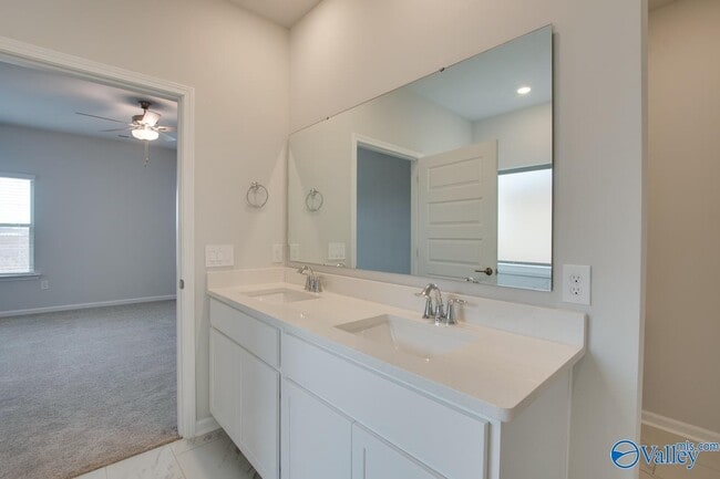 Building Photo - 169 Protestant Dr