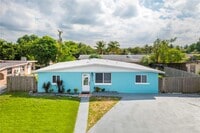 Building Photo - 630 NW 199th St
