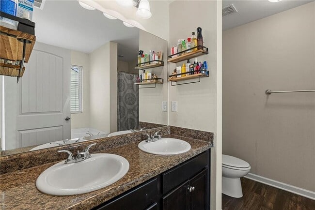 Building Photo - 62 Timberland Trace Way