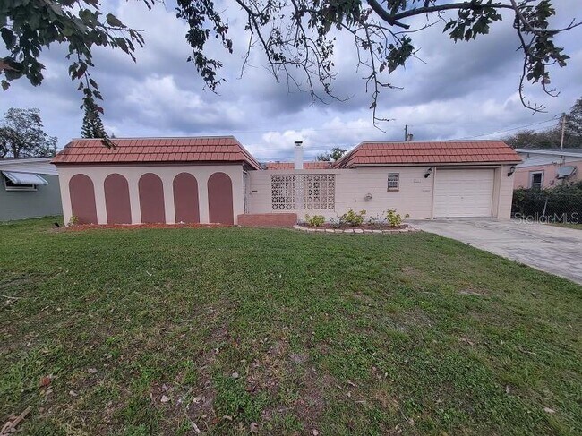 Primary Photo - 5109 Tilson Dr