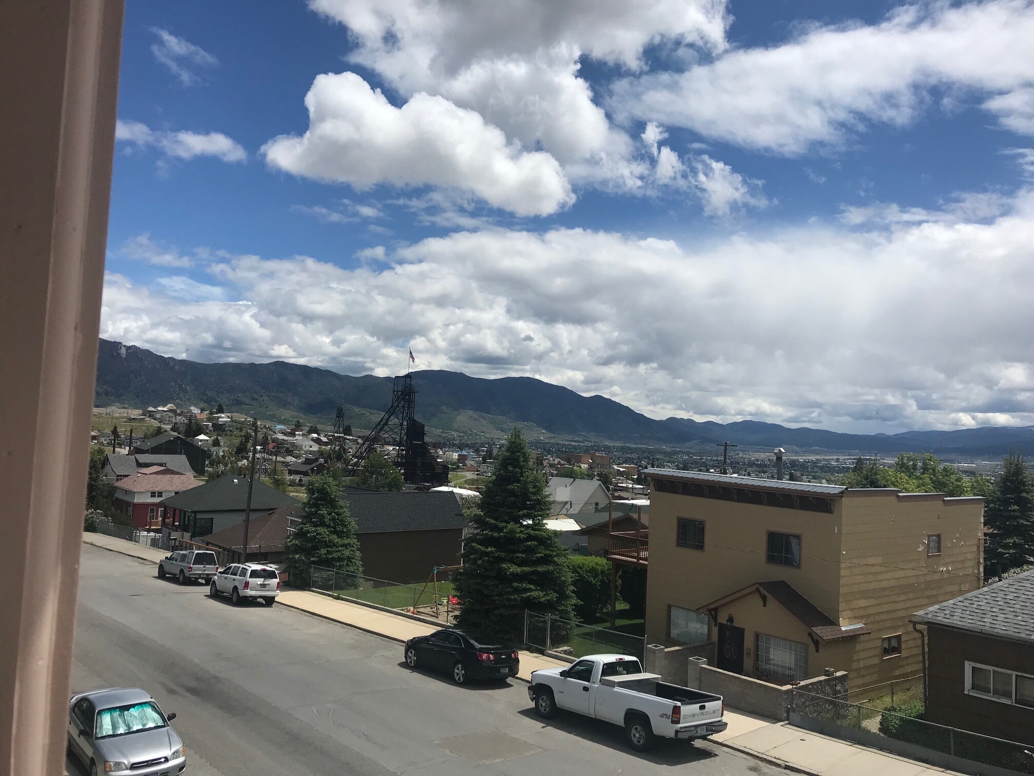 Building Photo - 963 Lewisohn St