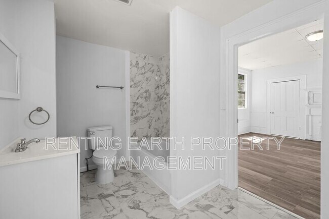Building Photo - 1540 Cleveland Ave SW