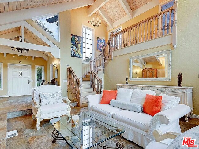 Building Photo - 6315 Bonsall Dr