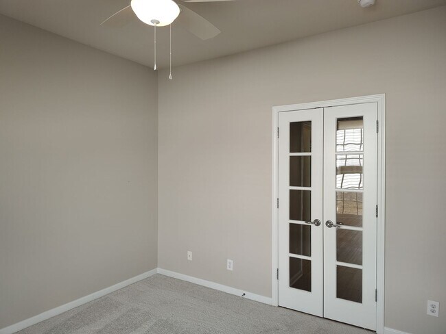 Building Photo - 55 + Senior Community Ranch Style Home  Located in the Exclusive Resort-Style Community of Sun Ci...