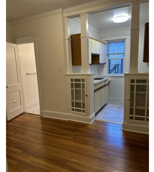 Building Photo - 15 Wendell St