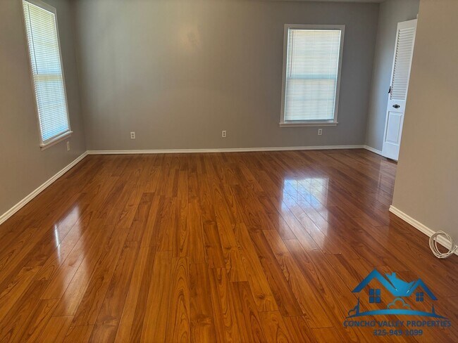 Building Photo - For Rent - 4 Bed/2 Bath near ASU - 1934 A&M Ave