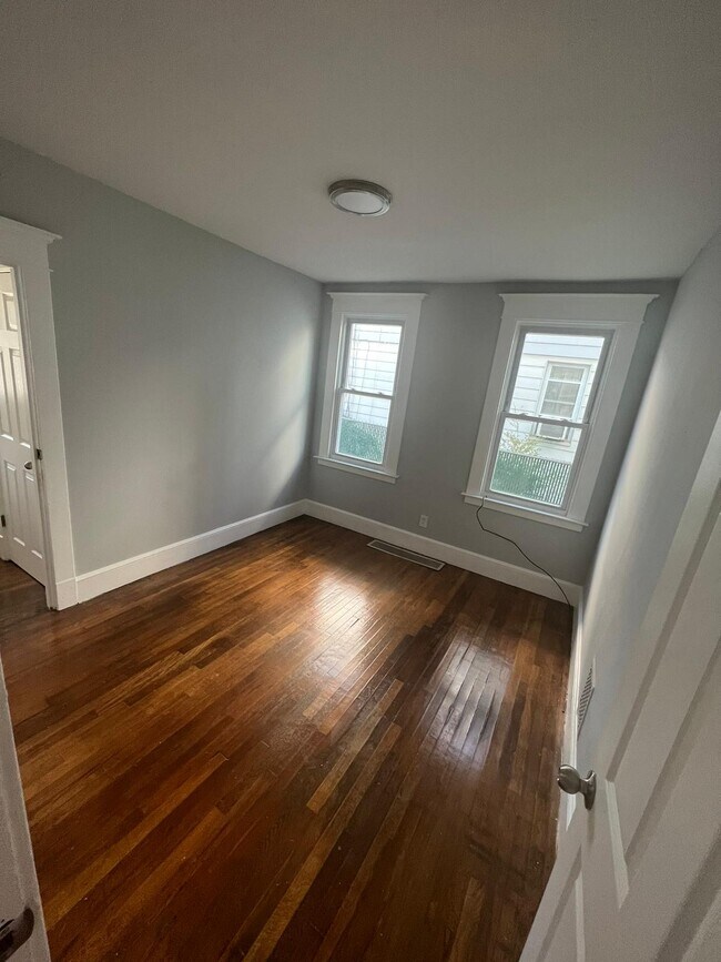 Building Photo - 1759 Dixwell Ave