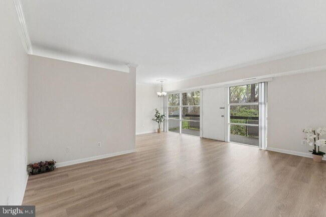 Building Photo - 7704 Donnybrook Ct