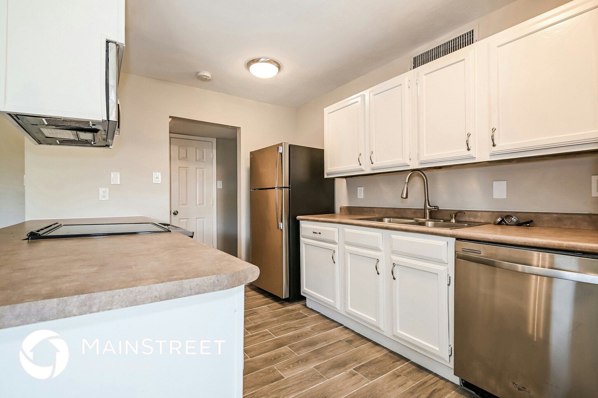 Building Photo - 308 Rockcrest Dr