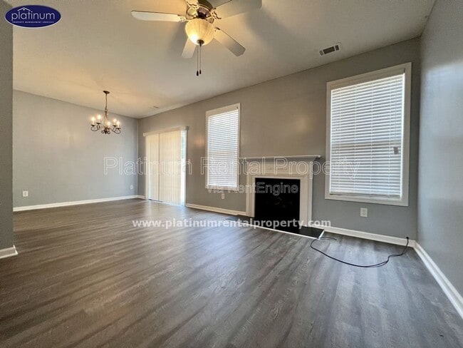 Building Photo - 1106 Treymont Ln SW