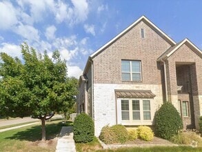 Building Photo - 7420 Alton Dr