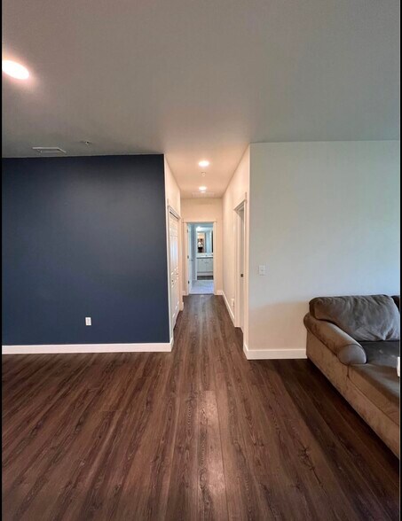 Building Photo - 15026 40th Ave W